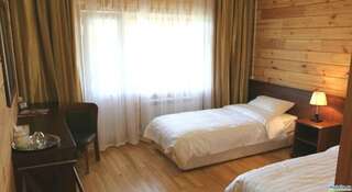 Гостиница Novik Country Club Владивосток Двухместный номер с 2 отдельными кроватями-1